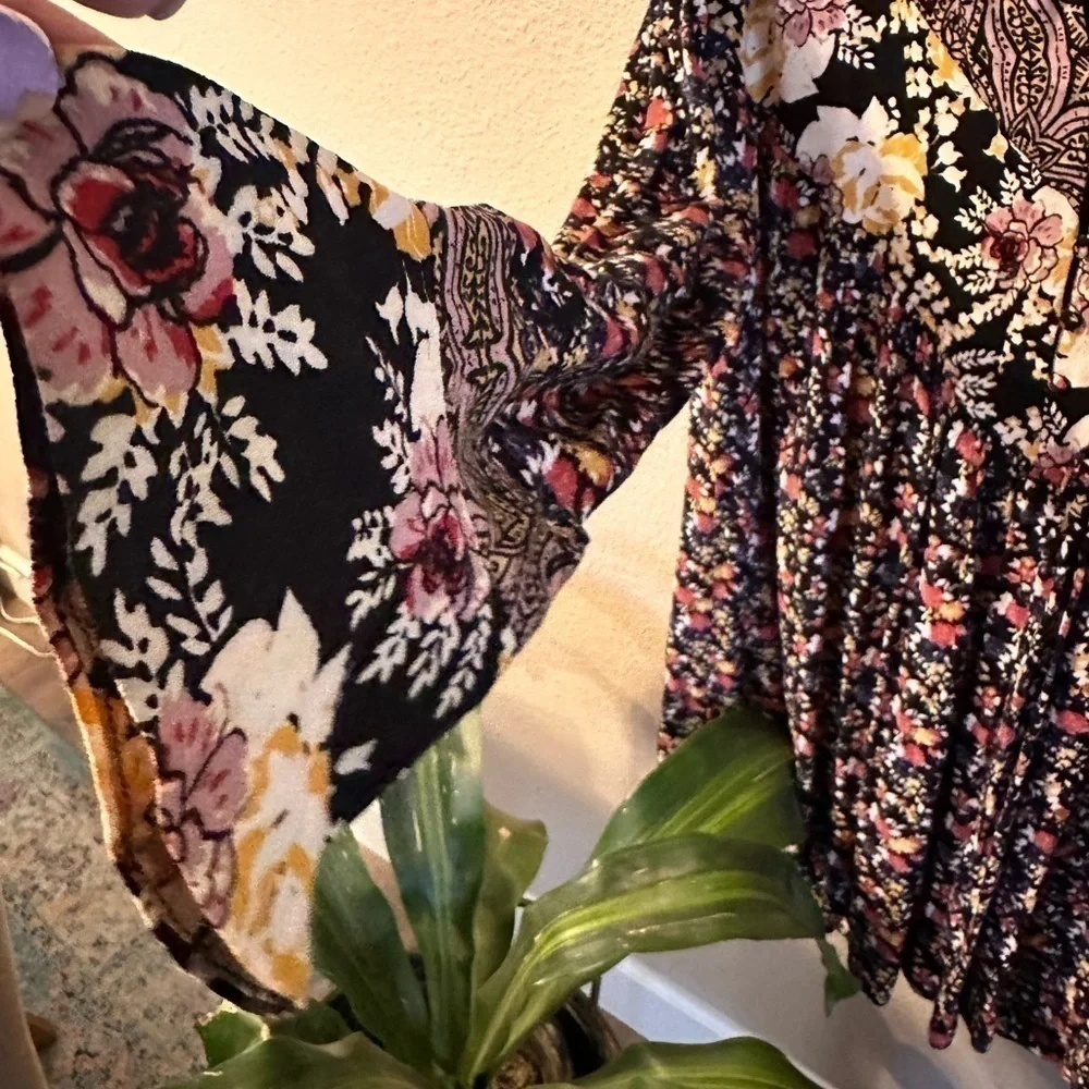 FREE People Wildflower Fields Tunic Top Dress Black Floral Bell Sleeve Buttons